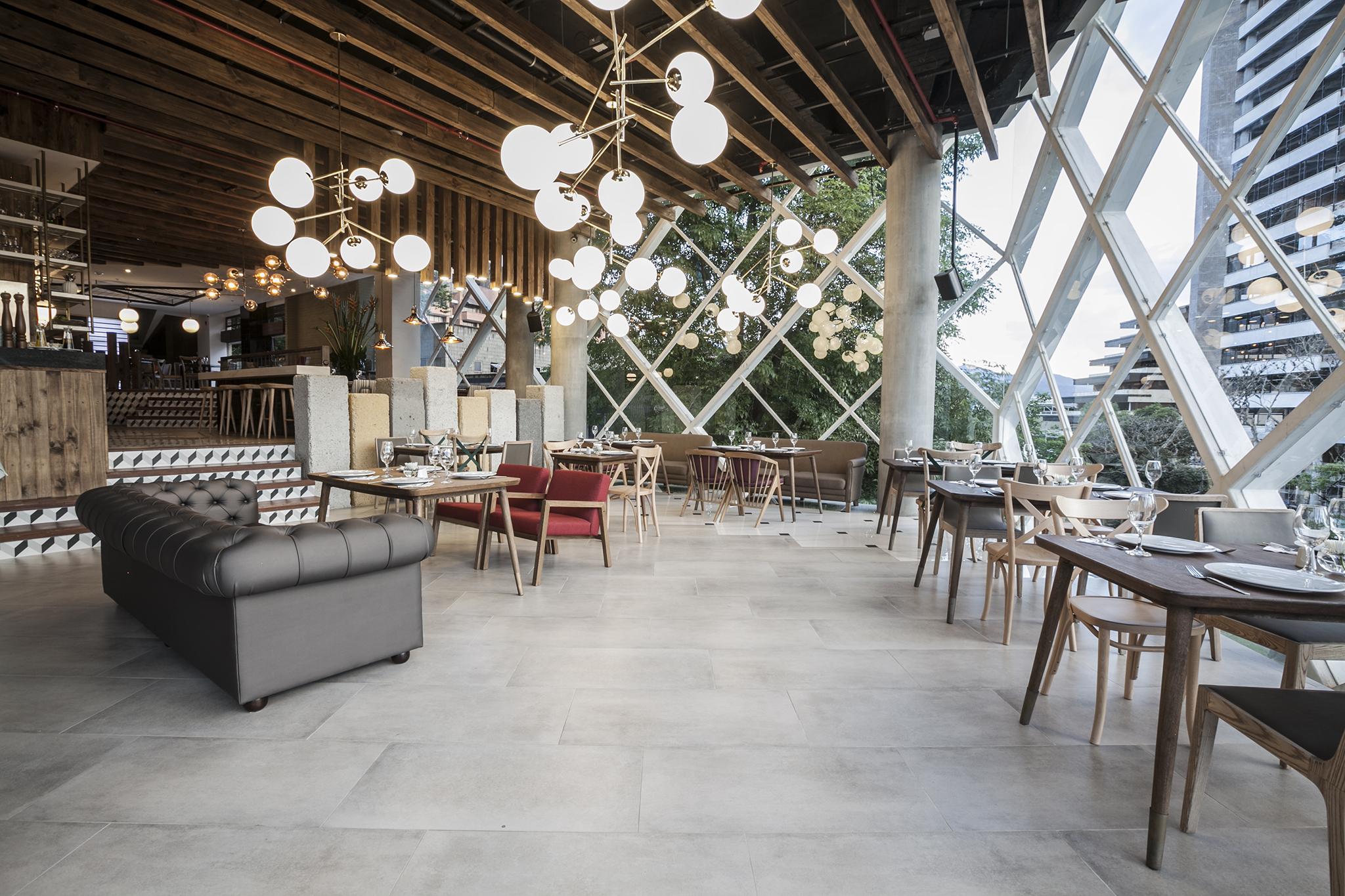 V Grand Hotel, A Member Of Radisson Individuals Medellin Ngoại thất bức ảnh