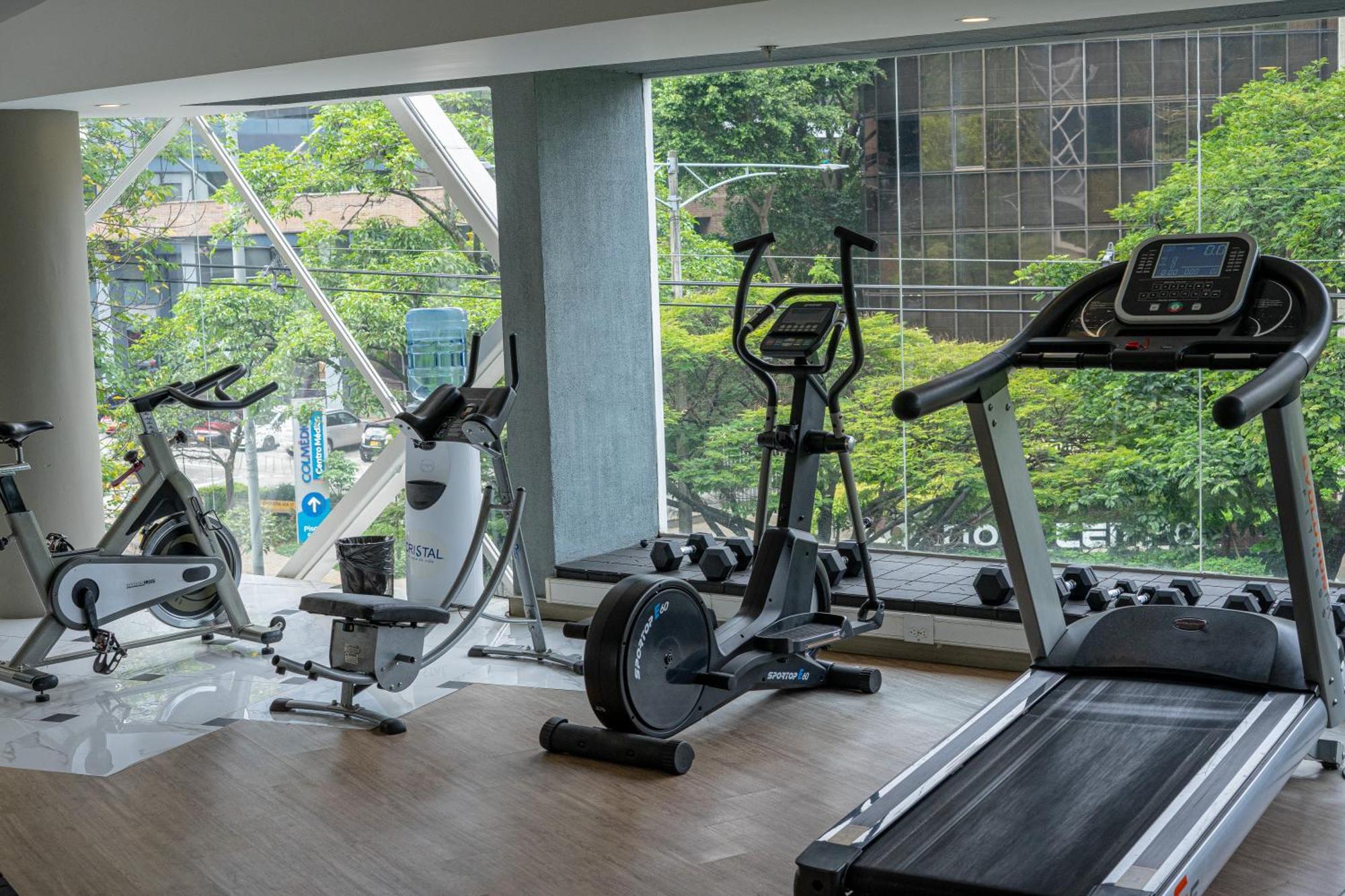 V Grand Hotel, A Member Of Radisson Individuals Medellin Ngoại thất bức ảnh